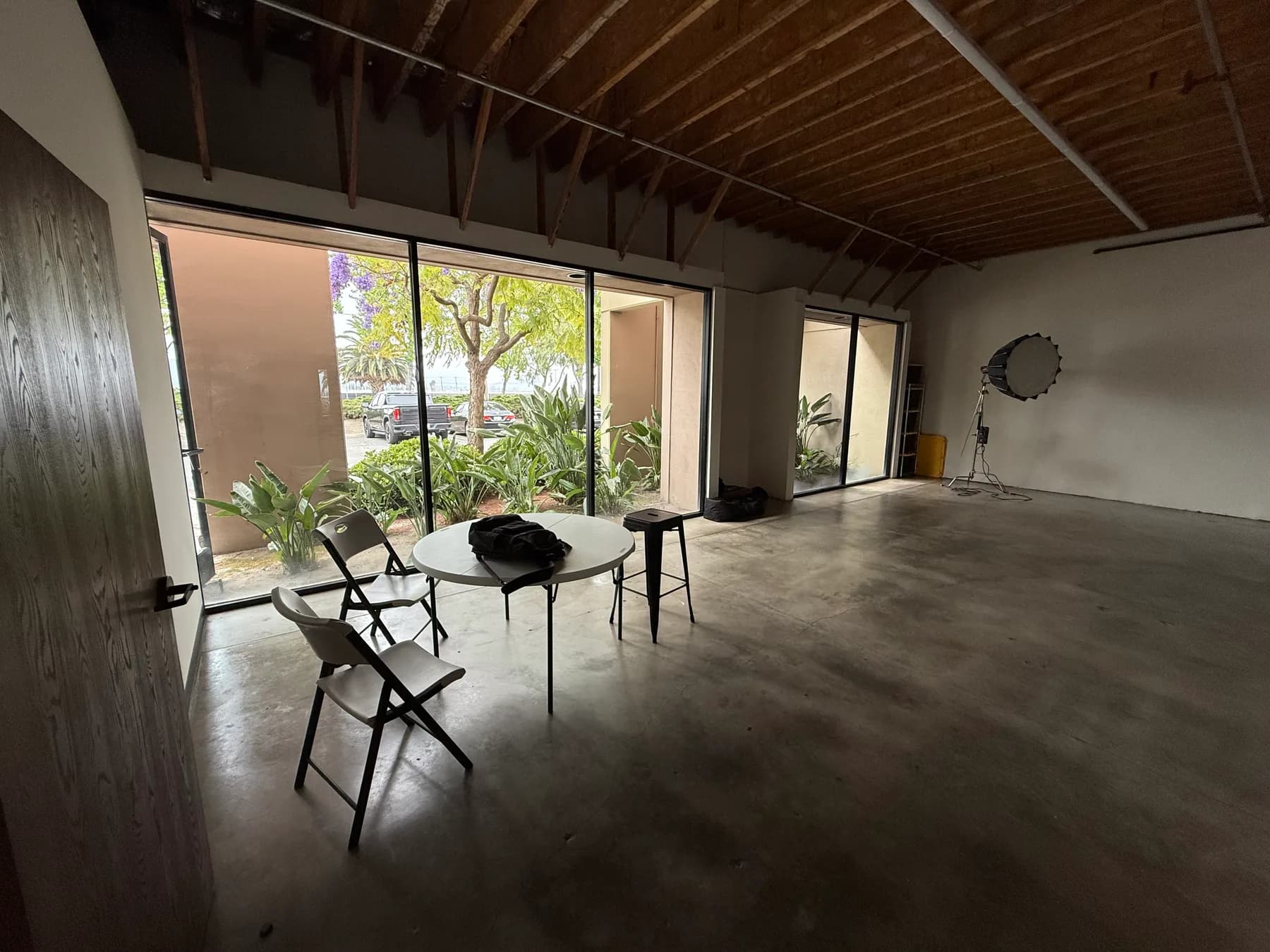 Open Studio 591 floor with large windows and natural daylight